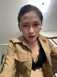 yinyin326 webcam stripchat model stream image