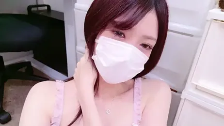 oxo_yuna_oxo webcam model stream image