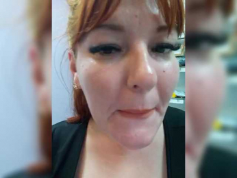 MiaLovely webcam model stream image