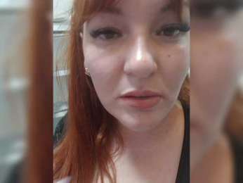 MiaLovely webcam model stream image