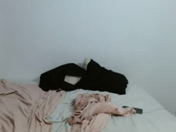 useronlypurple777 webcam model stream image