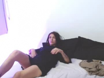 useronlypurple777 webcam model stream image