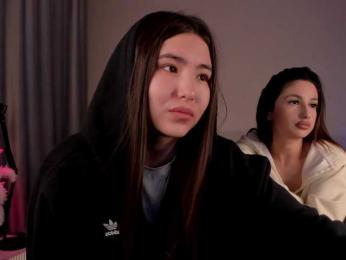 twomoonss webcam model stream image