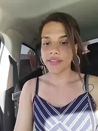 MeninaSapeca webcam model stream image