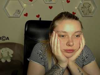 sofi-peaches webcam model stream image