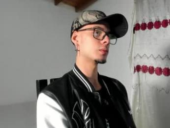 vlad__night webcam model stream image