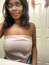 lollycoco webcam model stream image