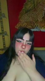 ugly_shinii webcam cam4 model stream image