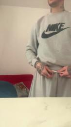 Leonard2588 webcam cam4 model stream image