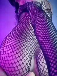 Soyshelly webcam model stream image