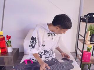 Ender Hott webcam model stream image