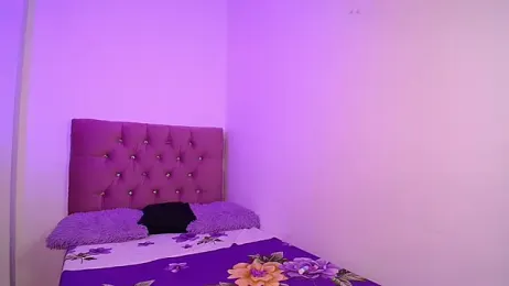 mae_nathan_ webcam model stream image