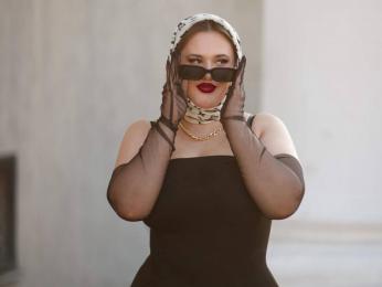 MonicaVivaldi webcam livejasmin model stream image