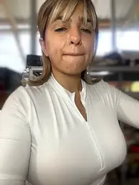 sammyqueenx21 webcam stripchat model stream image