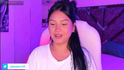 JulieRoberts1 webcam model stream image