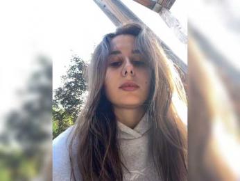 lux-AEterna webcam bongacams model stream image