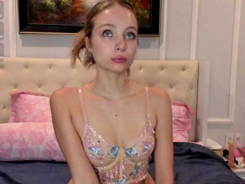 LISABABYMETAL webcam model stream image