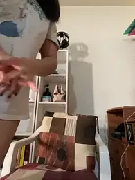 DirtyDi97 webcam model stream image