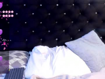 alissarose_ webcam model stream image