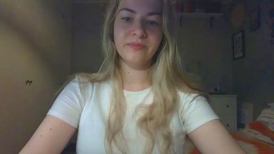 Rosie_June webcam model stream image