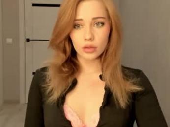 luiza012 webcam model stream image