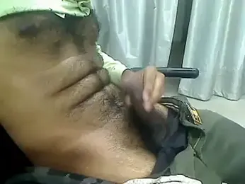 lltstr52 webcam model stream image