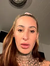 Black_sweet_Rose webcam model stream image