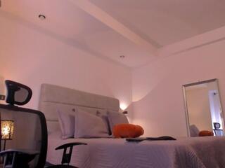 Chirs Morgan webcam model stream image