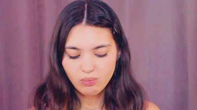 HildredUrive webcam model stream image