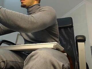 Ervin Bloom webcam flirt4free model stream image