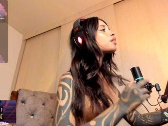 Alessiairis webcam model stream image