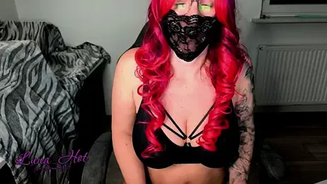 Lunalein webcam model stream image