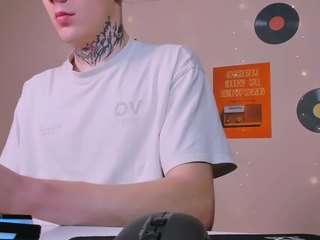 drew-soft webcam model stream image