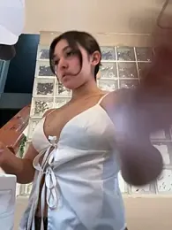sisylucky webcam stripchat model stream image