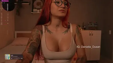 DaniDusan_ webcam model stream image