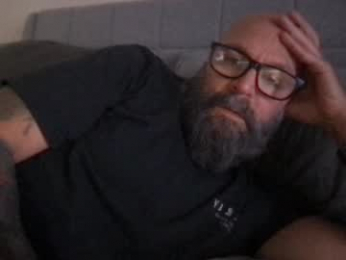 pleasesitonmycock webcam model stream image