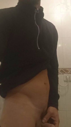 Hugo1387l webcam model stream image