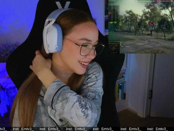 Emili1- webcam model stream image