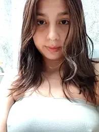 Maiden-Hot webcam model stream image