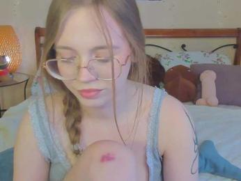 miya-soft webcam bongacams model stream image