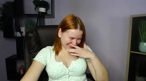 LAYLAxSTAR webcam model stream image