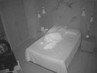 voyeurcam-casa-salsa-bedroom-12 webcam model stream image