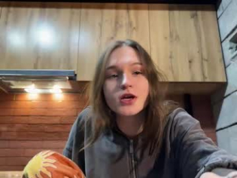 nloraaa webcam model stream image