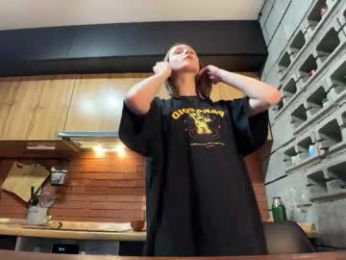 nloraaa webcam model stream image