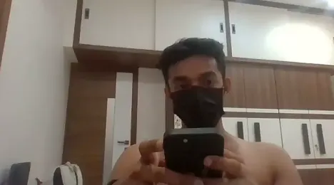 Dark_2465 webcam model stream image