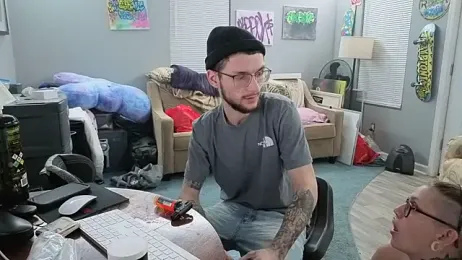 hungkubenski webcam stripchat model stream image