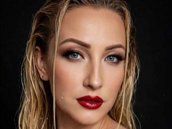 SimoneLure webcam model stream image