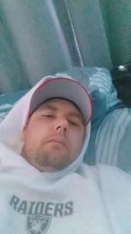 Chil9 webcam model stream image