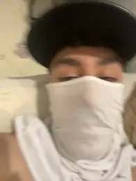 HitShelf webcam model stream image