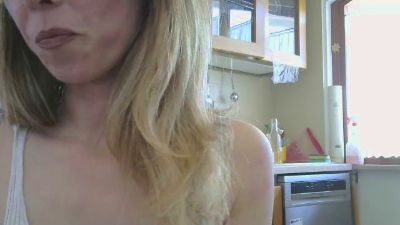 MissGi webcam model stream image